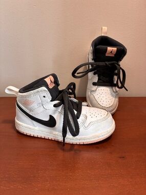 Nike Air Jordan 1 Mid TD Shoes High Top Sneakers 640735-180 White Toddler Sz 8C